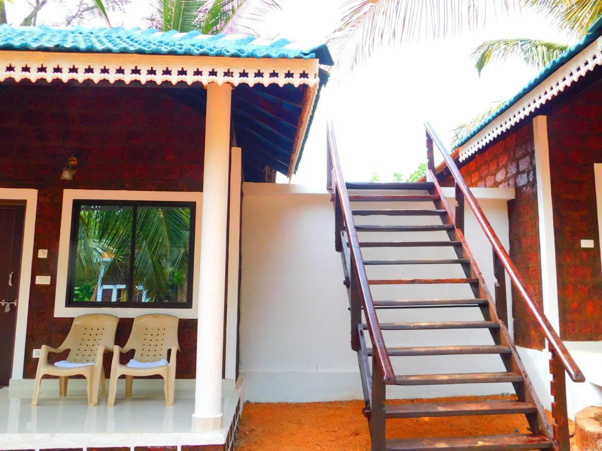 Coconut Tree Resort Gokarna 戈卡尔纳 外观 照片