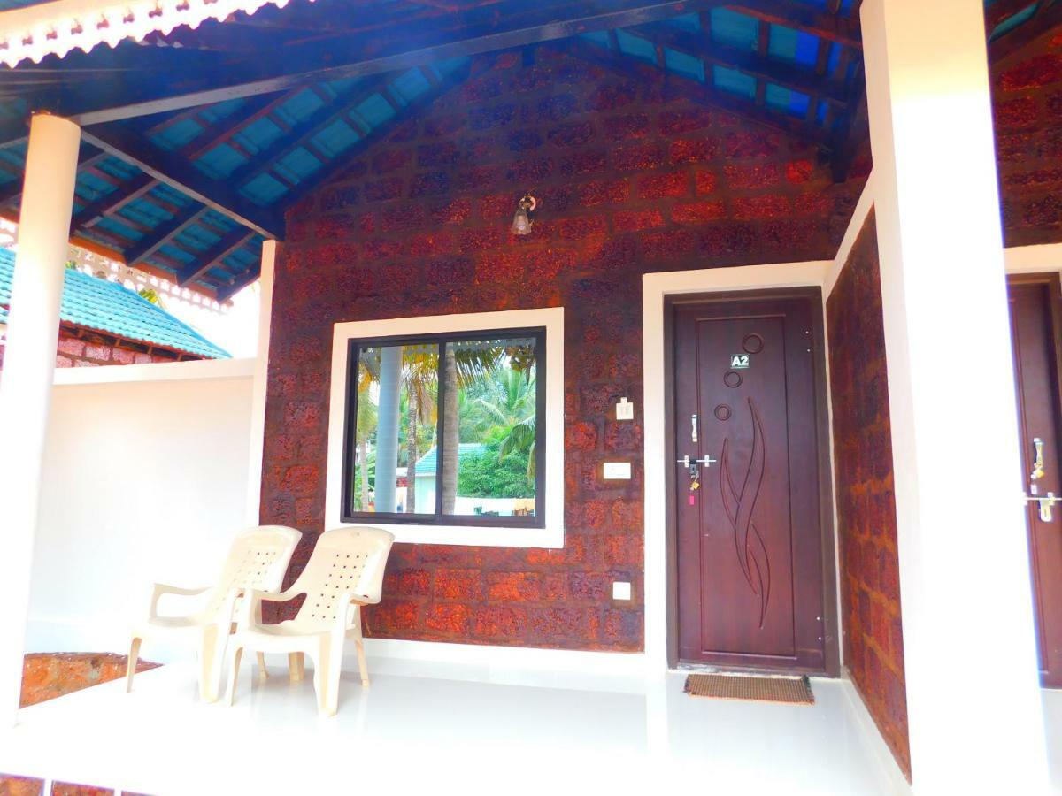 Coconut Tree Resort Gokarna 戈卡尔纳 外观 照片